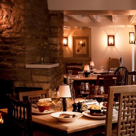 The Three Horseshoes Asthall Esterno foto