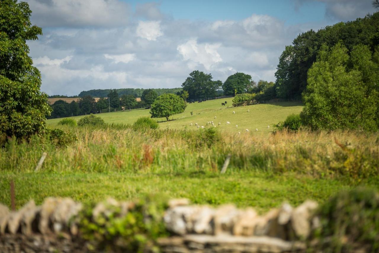 The Three Horseshoes Asthall Esterno foto
