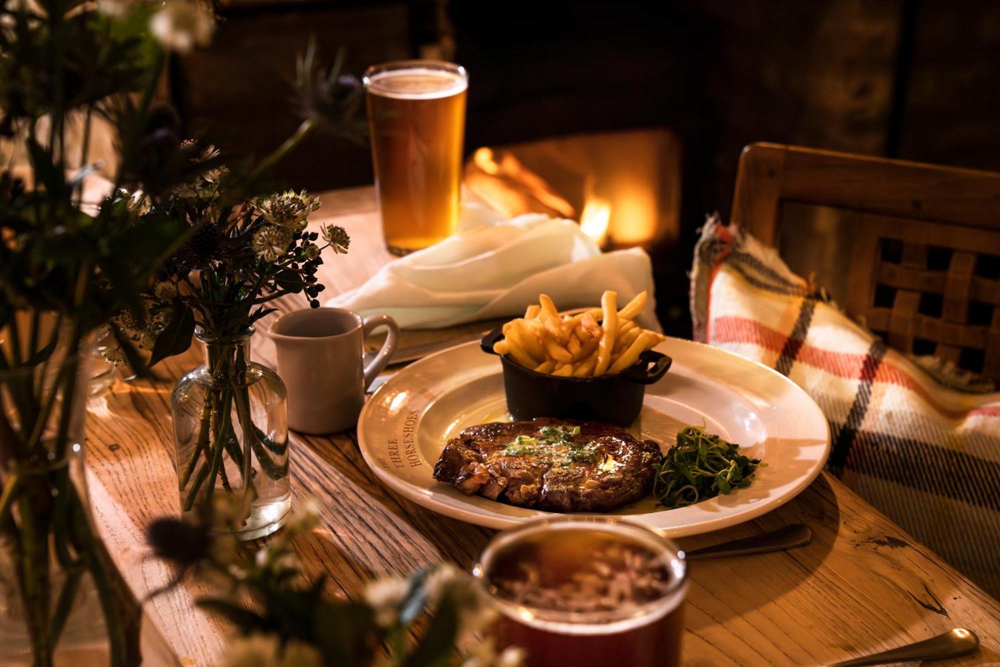 The Three Horseshoes Asthall Esterno foto
